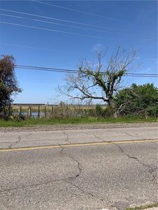 Pontchartrain Dr, Slidell, LA, 70458