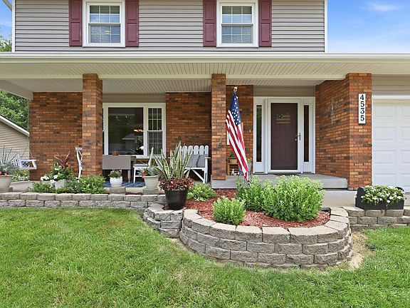 4th image of 4535 Apple Valley Dr