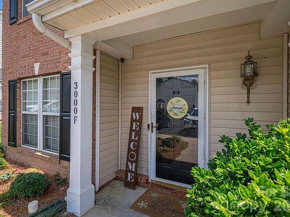 5th image of 3000 Misty Harbor Cir Unit F
