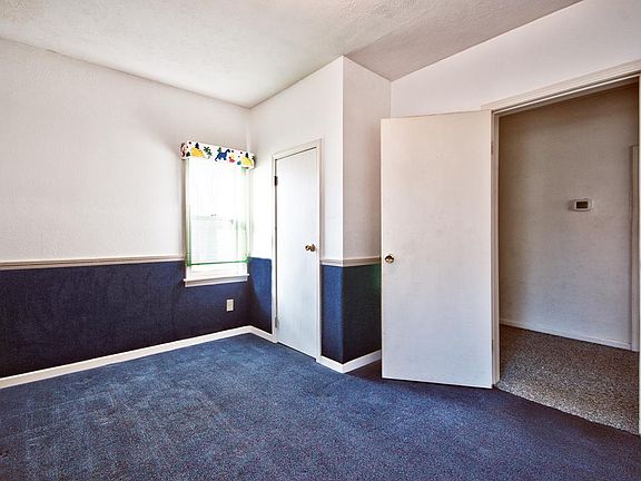 5th image of 1315 Willowdale Ave