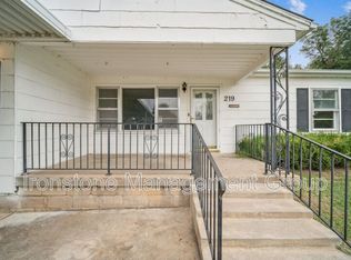 219 E 45th Ct, Tulsa, OK 74105