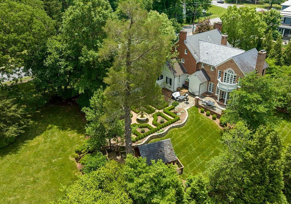 1031 Langhorne Rd, Lynchburg, VA 24503 | Zillow