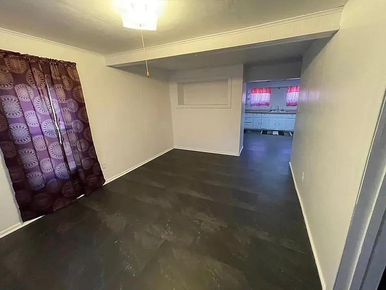 29 Bleakley Ave — Photo 4