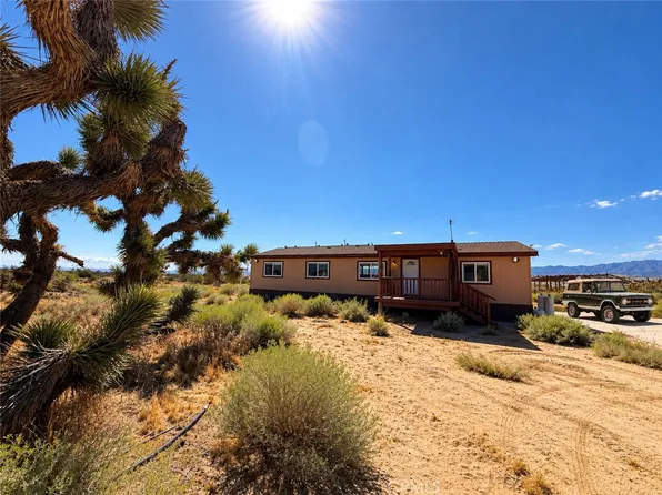 1940 230th St W, Rosamond, CA 93560