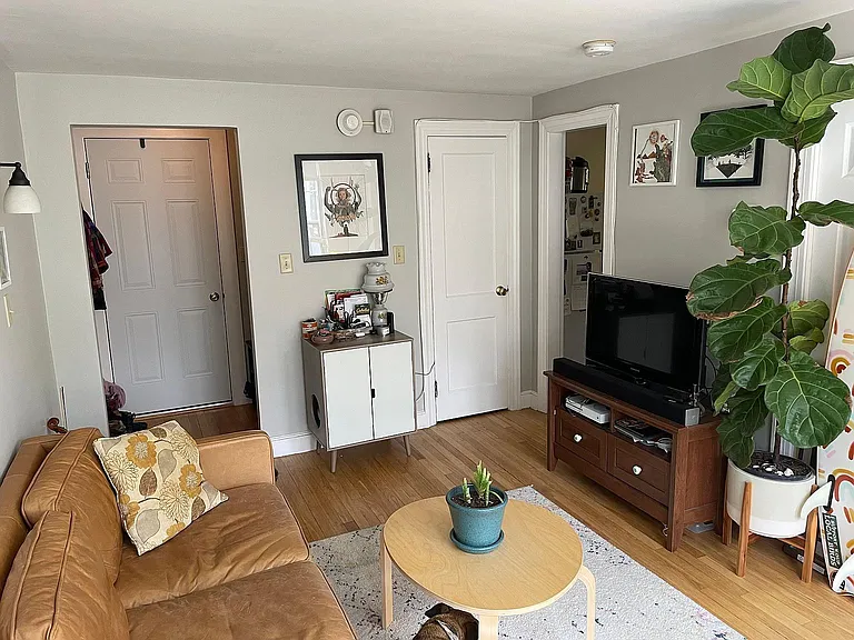 134 South St #8 — Photo 6