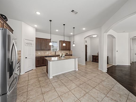 5th image of 1268 County Road 4797