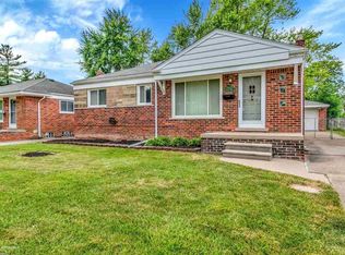 23725 Teppert Ave, Eastpointe, MI 48021