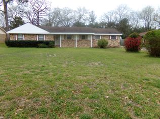 317 Mockingbird Ln, Nacogdoches, TX 75964