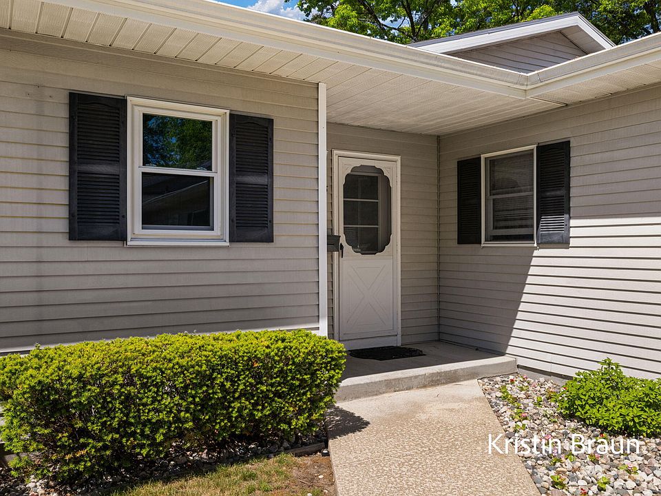 1st image of 1075 Walnut Grove Dr #27