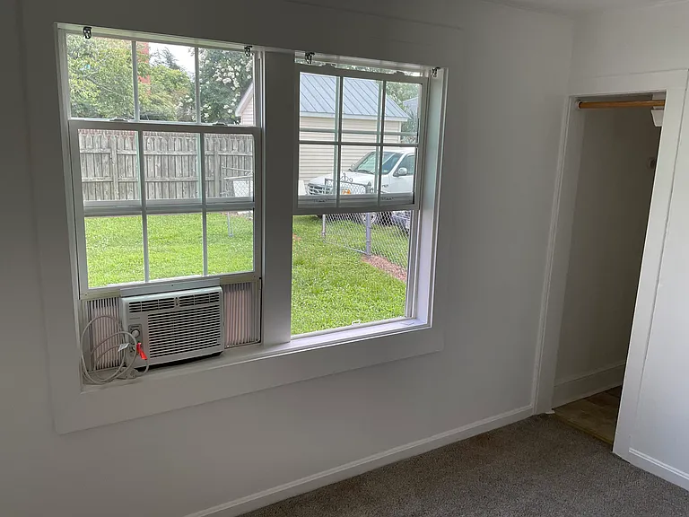 1806 Fall Hill Ave #1 — Photo 3