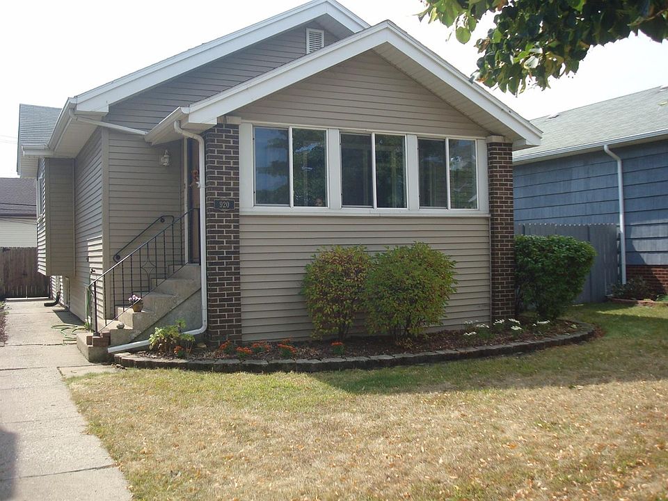 1st image of 920 119th St