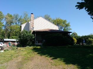 140 W Moyer Rd, Pottstown, PA 19464