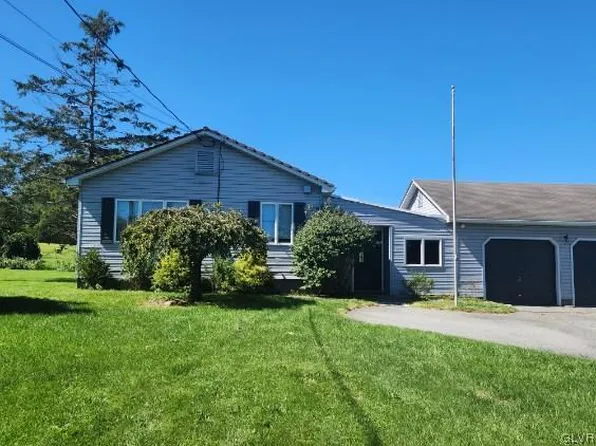 8 Mabry St, Mertztown, PA 19539