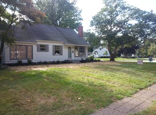 2726 Oak Park Blvd, Cuyahoga Falls, OH 44221