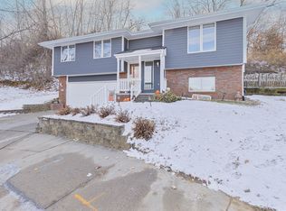200 Lori Ln, Council Bluffs, IA 51503
