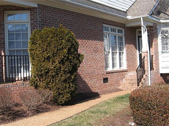 3rd image of 3010 W Martins Grant Cir