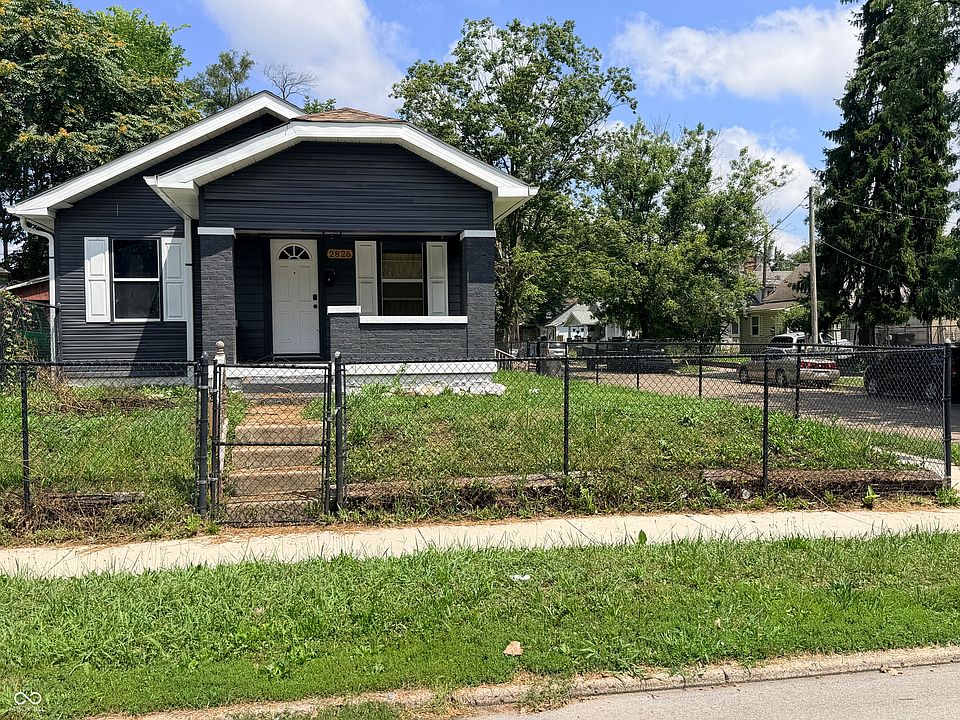 1st image of 2826 E 17th St