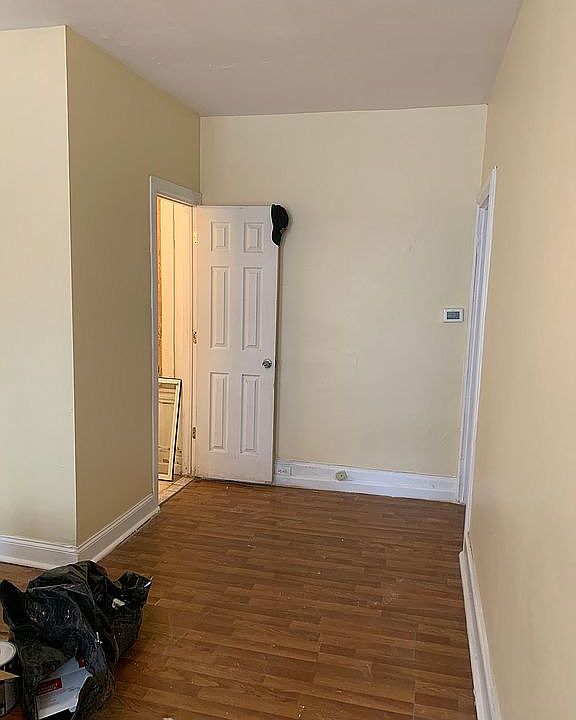 1st image of 910 Kirkwood St