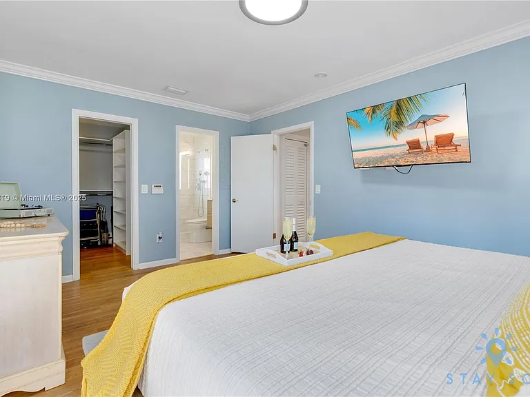 328 Missouri St — Photo 26