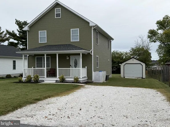 108 Academy St, Secretary, MD 21664