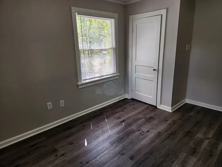 3402 Lilac Ter — Photo 25