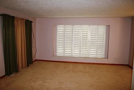 3rd image of 54 Landia Dr