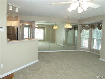5th image of 325 Clayton Crossing Dr #B