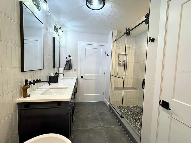 419 N Apopka Ave — Photo 47