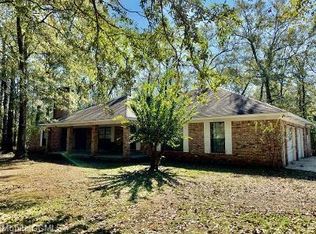 1003 Robert Williams Dr, Saraland, AL 36571