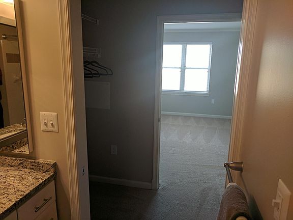 5th image of 1101 S Joyce St APT 2323