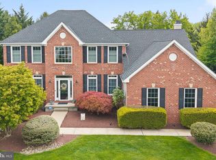 17 Brookshire Dr, Robbinsville, NJ 08691