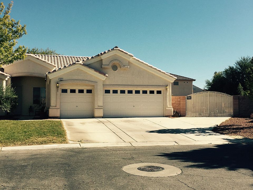 1st image of 322 Bruce Dern Ave
