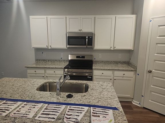 5th image of 1390 Speedway St