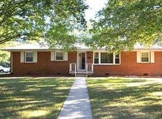 719 Sycamore Rd, Graham, NC 27253