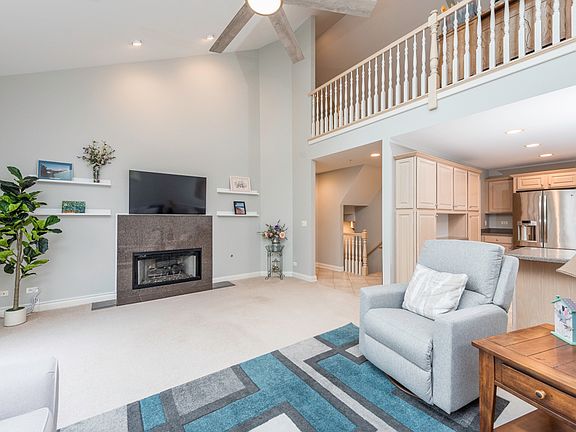 3rd image of 32958 N Stone Manor Dr