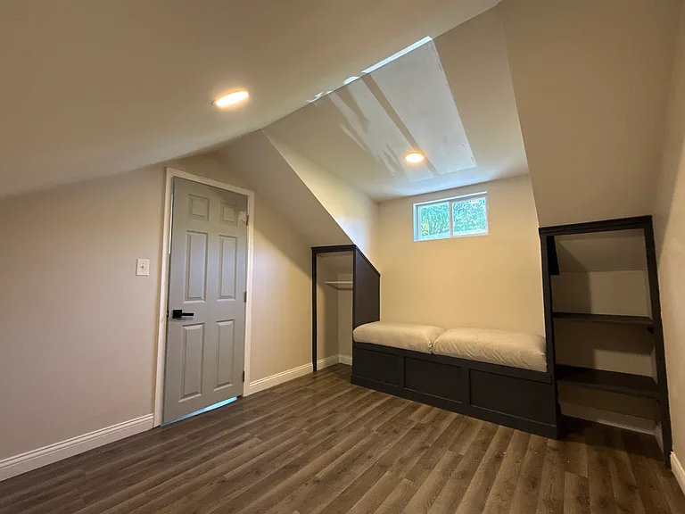 308 Anderson Ave — Photo 32