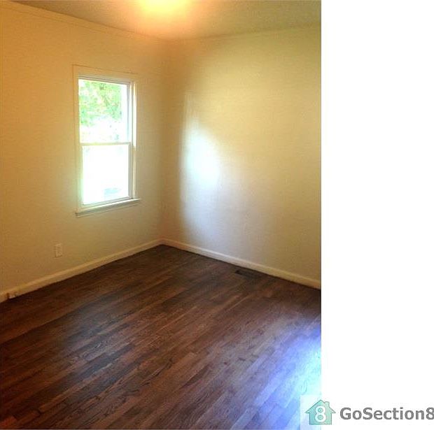 2nd image of 2157 Rexford Dr