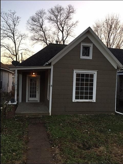 1st image of 1513 Southwest Blvd