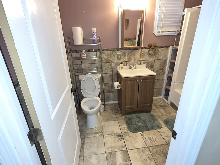 3840 Cypress St — Photo 6