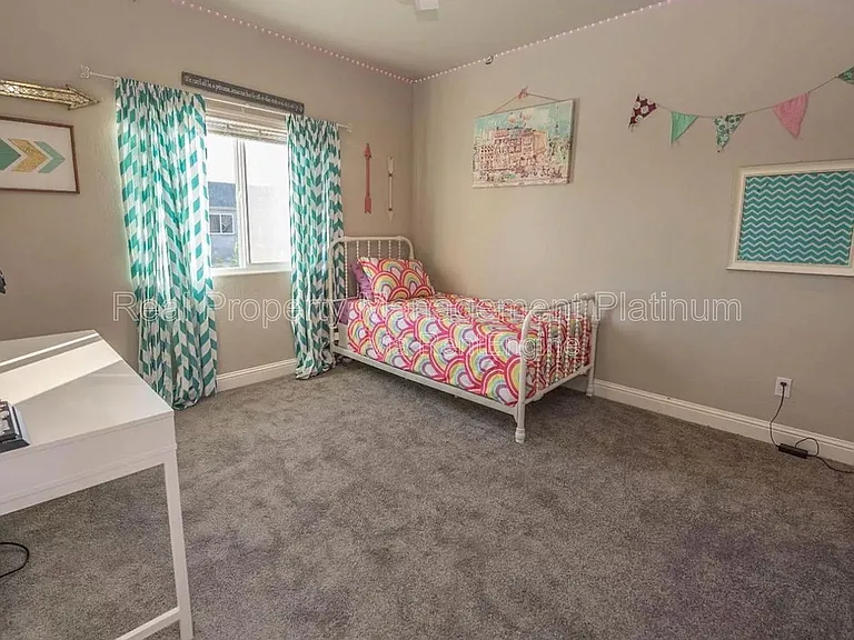6191 E Fedora Ave — Photo 12