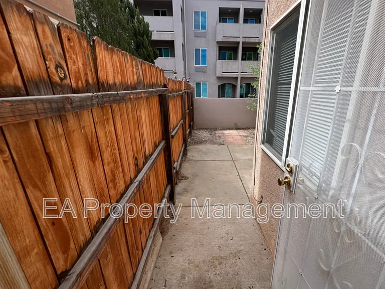 10316 Gutierrez Rd NE — Photo 21