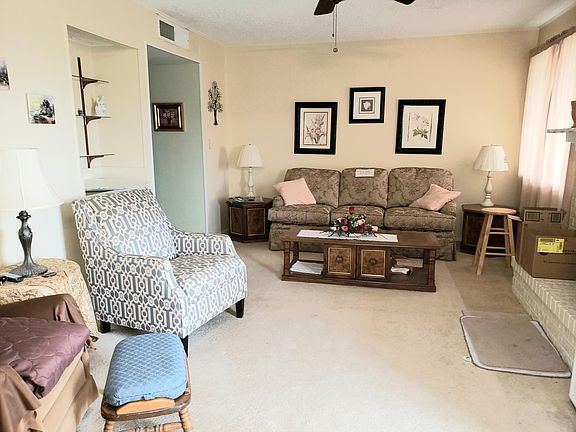 2nd image of 4936 Sagittarius Ave
