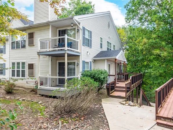 1809 Stoney Run Cir #1809, Broadview Heights, OH 44147