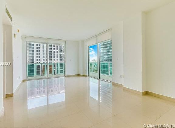 4th image of 500 NE 29th St APT 1004