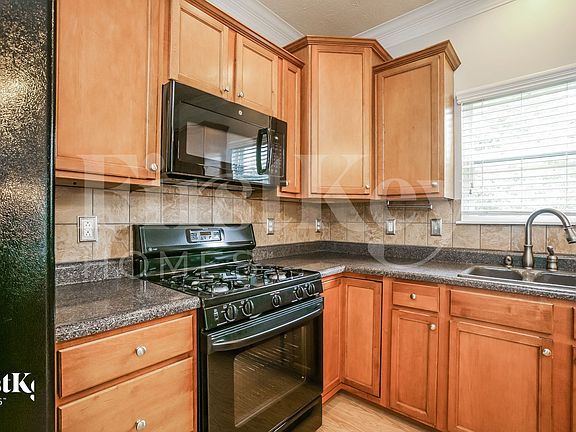 5th image of 864 Heatherwood Dr