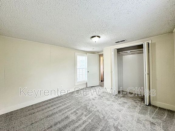 5th image of 313 Worthview Dr