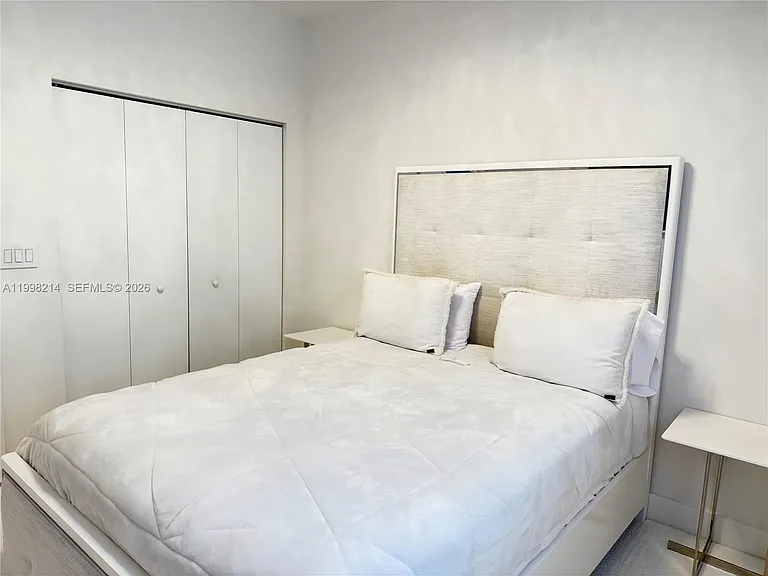 4393 NW 9th St #4393 — Photo 24