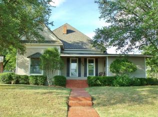 704 N Broadway St, Ballinger, TX 76821