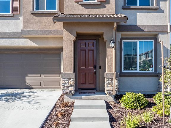2nd image of 2064 Parsons Dr