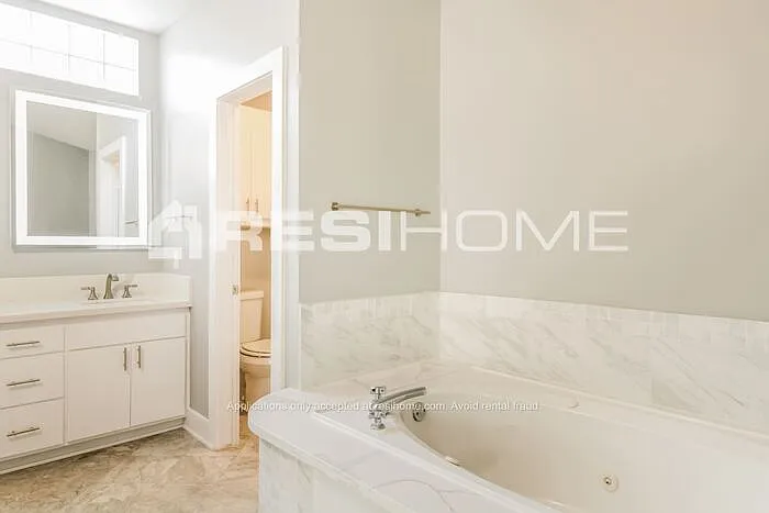 5418 Inker St — Photo 10